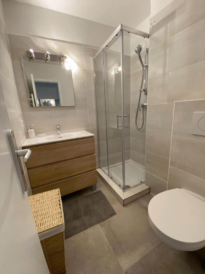 Le Maya - Studio Avec Piscine Antibes Zewnętrze zdjęcie