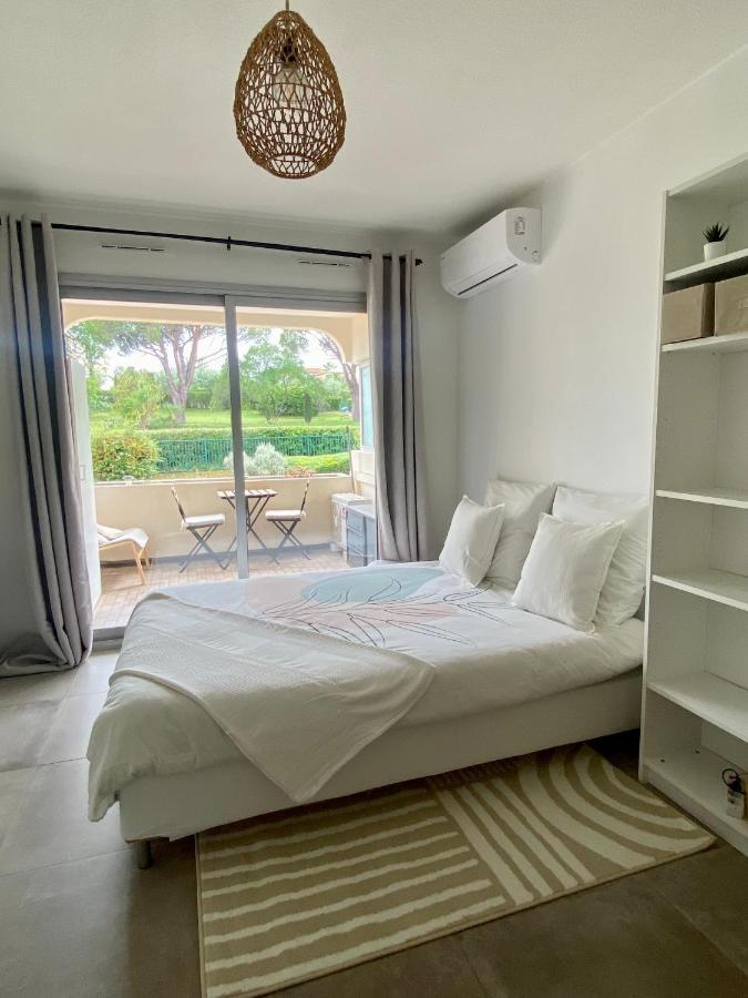 Le Maya - Studio Avec Piscine Antibes Zewnętrze zdjęcie
